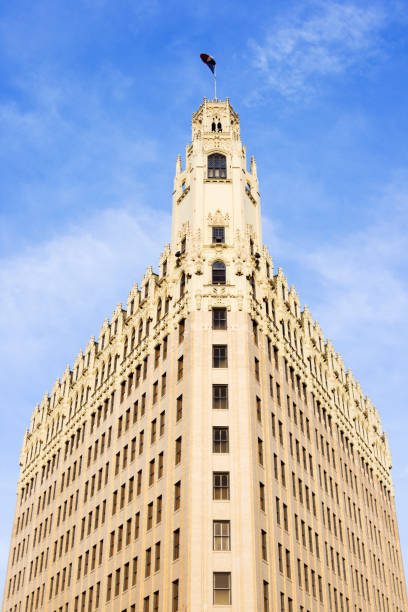 istock San Antonio Historic Hotel 173694748