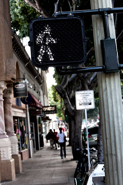 istock Streeet scene downtown 173698827