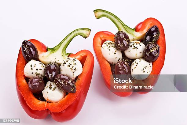 Griechischer Salat Aus Roter Paprika Stockfoto und mehr Bilder von Essen am Tisch - Essen am Tisch, Farbbild, Feinschmecker-Essen