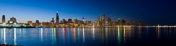 istock Panoramic View of the Chicago Skyline at Dusk (XXXL) 173701678