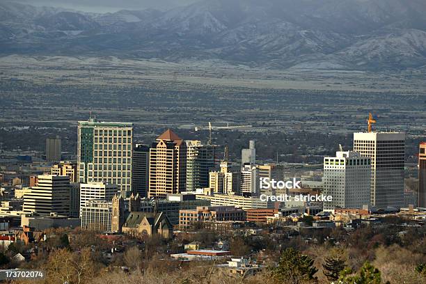 Salt Lake City Utah Usa Skylinena Początku Wiosnyszeroki - zdjęcia stockowe i więcej obrazów Architektura
