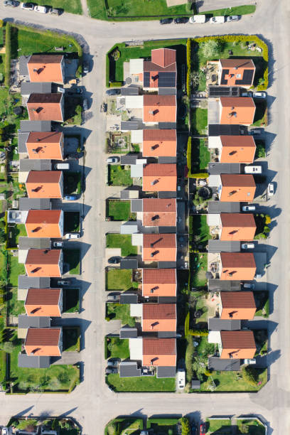 houses in a neighborhood viewed from above - sodermanland imagens e fotografias de stock