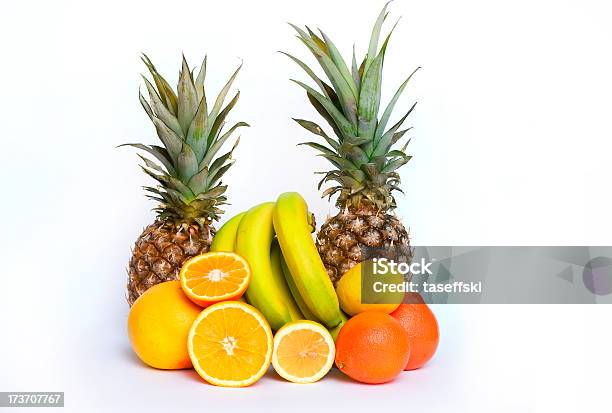 Exotische Früchte Isoliert Auf Weiss Stockfoto und mehr Bilder von Abnehmen - Abnehmen, Ananas, Banane