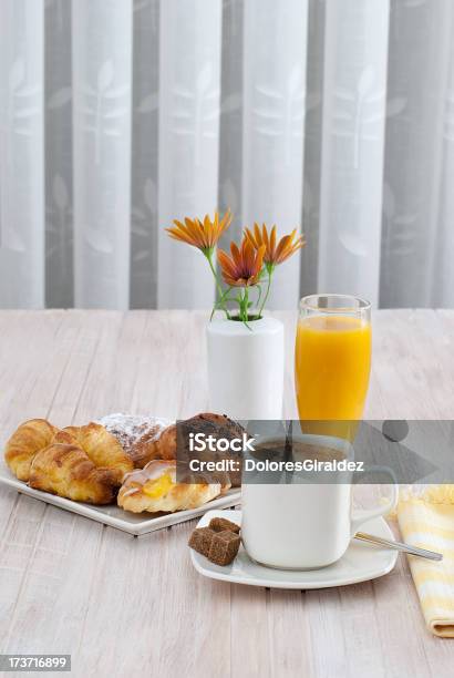 Śniadanie Z Soku - zdjęcia stockowe i więcej obrazów Bez ludzi - Bez ludzi, Ciastko, Ciasto duńskie