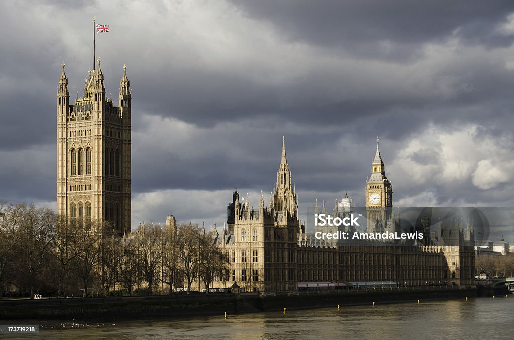 Nubi tempestose a Westminster - Foto stock royalty-free di Camera dei Comuni - Parlamento britannico