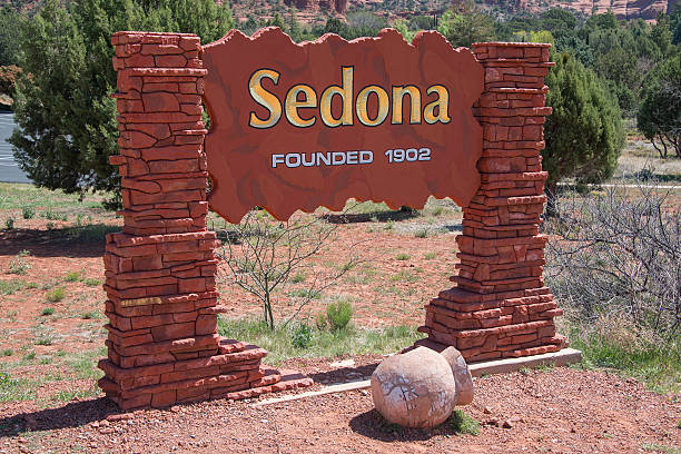 istock Sedona Arizona Welcome Sign 173720113