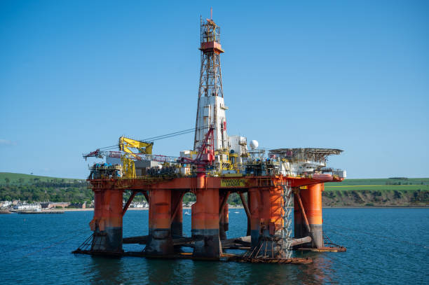 istock Transocean Leader oil platform at Invergordon during clear sky, side view 1737323994