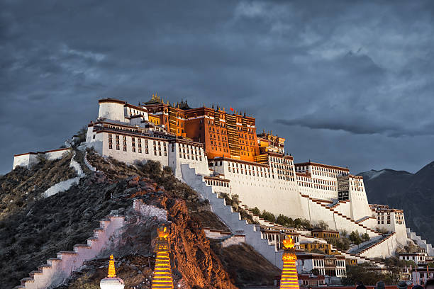 istock Potala Palace in Lhasa on cloudy day 173735197