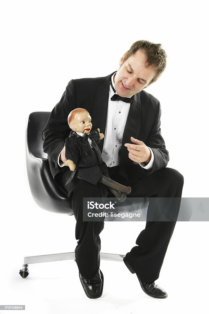 Mann mit seinem Puppentheater-Figur - Lizenzfrei Bauchredner Stock-Foto