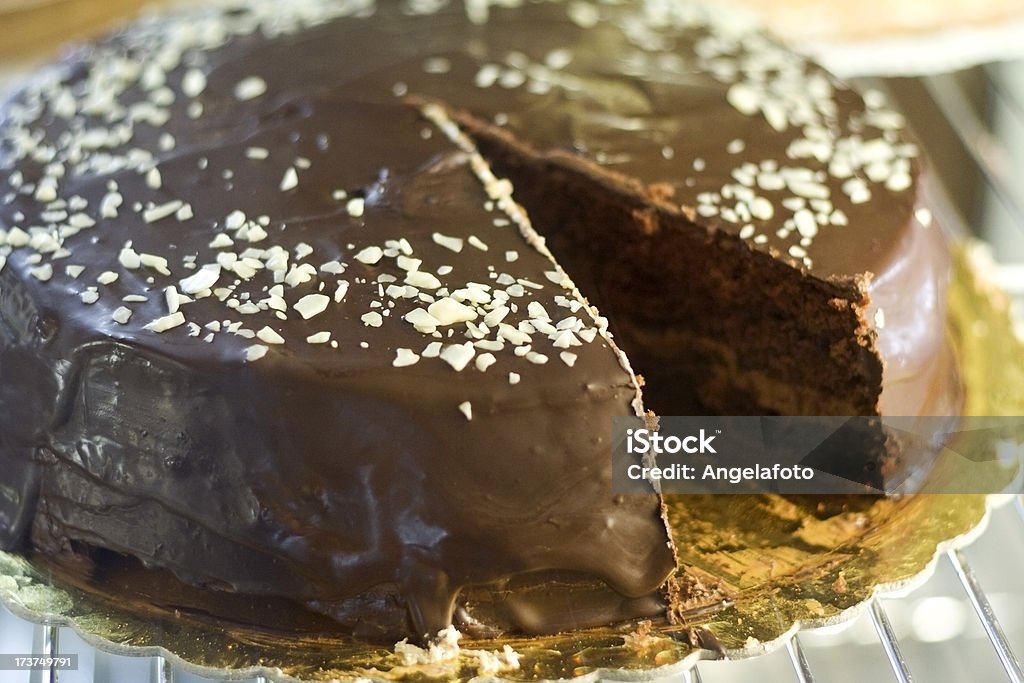 Torta Chocholate con una scansione mancante - Foto stock royalty-free di Cerchio