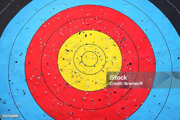 Использовать Цели — стоковые фотографии и другие картинки Archery - Archery, Archery Range, Без людей