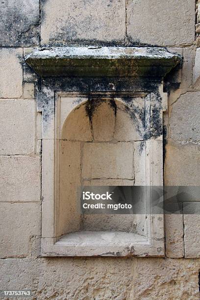 Alcova Muro Di Mattoni - Fotografie stock e altre immagini di Alcova - Alcova, Ambientazione esterna, Antico - Condizione