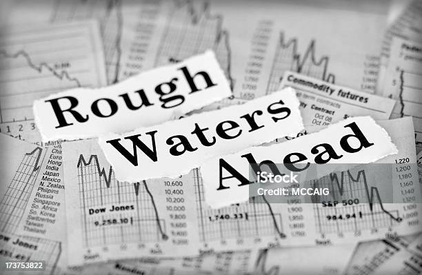 거친 Waters 앞서 0명에 대한 스톡 사진 및 기타 이미지 - 0명, Stock Market Crash, 개념