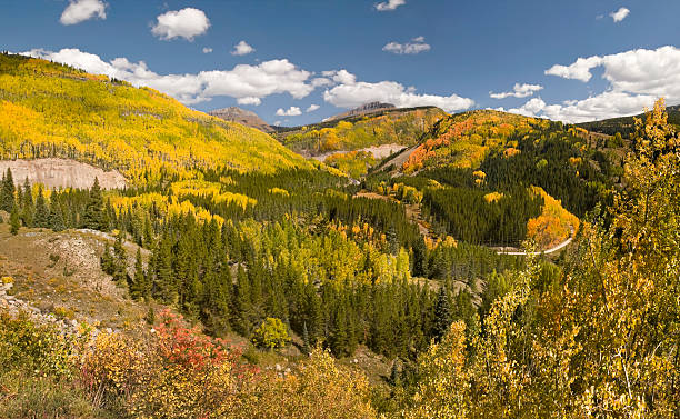 istock San Juan Mountains in Autumn 173754389