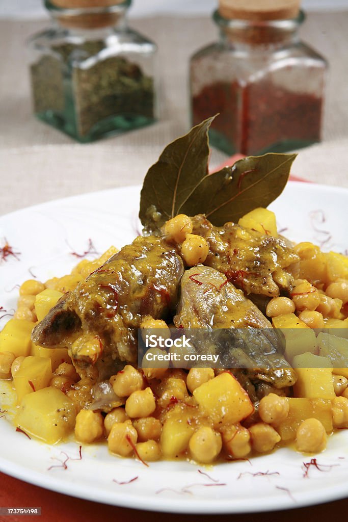 Fleisch Kichererbsen und Kartoffeln Essen - Lizenzfrei Blatt - Pflanzenbestandteile Stock-Foto