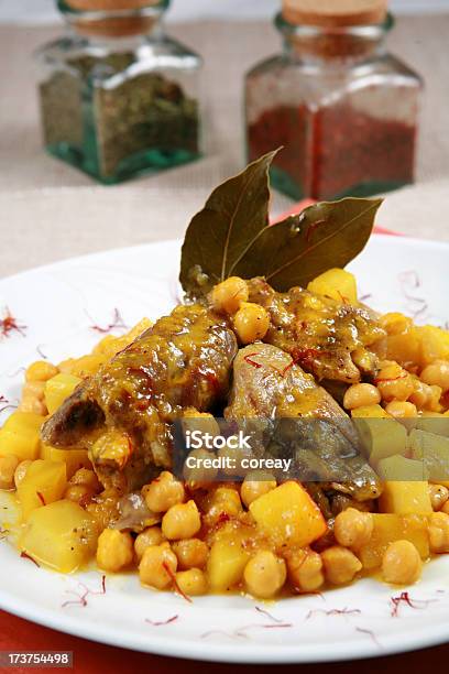 Papas Chickpea De Carne Y Comida Foto de stock y más banco de imágenes de Alimento - Alimento, Azafrán - Familia del Iris, Azafrán - Hierba