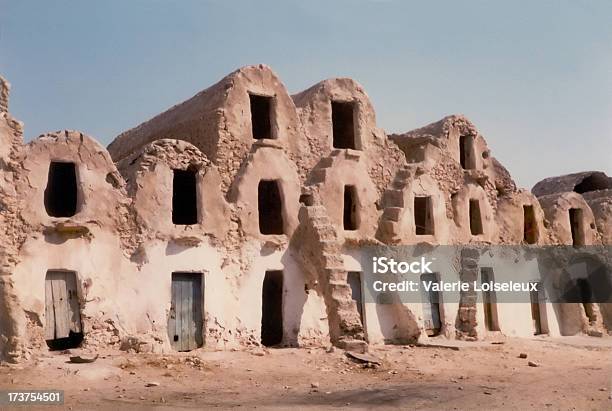 Photo libre de droit de Maisons Tunisien banque d'images et plus d'images libres de droit de Djerba - Djerba, Afrique, Arabie