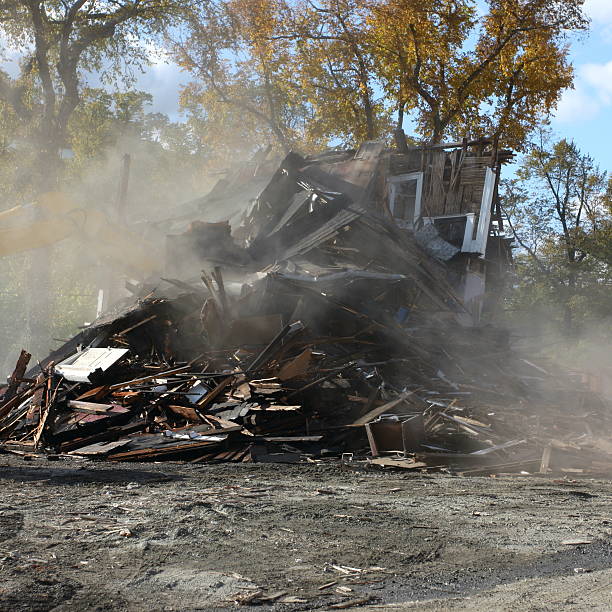 istock Demolishing An Old House Series 173755571