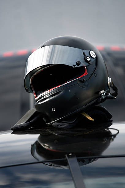 헬멧 - helmet crash helmet motorized sport auto racing 뉴스 사진 이미지