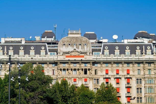 istock art nouveau building 173756112