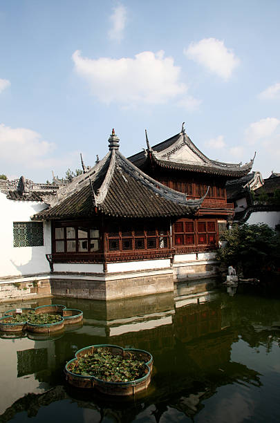 istock Ancient Chinese Yu Yuan Garden 173756135