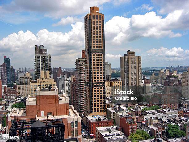 Photo libre de droit de Vue Sur La Ville De New York banque d'images et plus d'images libres de droit de Gratte-ciel - Gratte-ciel, New York City, Architecture