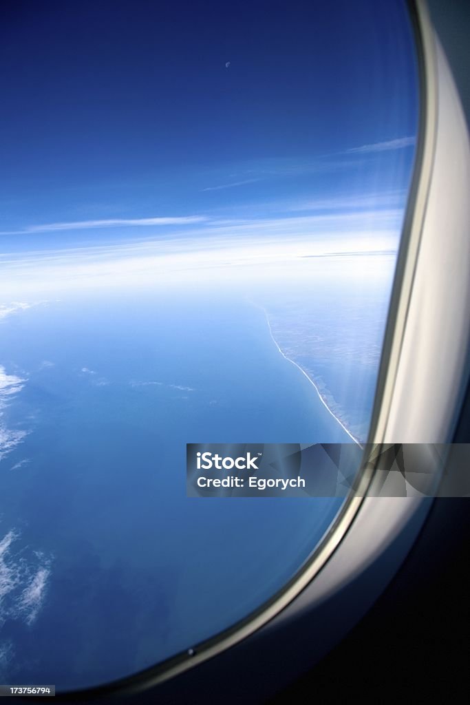 Lateral de la ventana de visualización - Foto de stock de Arriba de libre de derechos