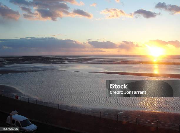 Baía De Morecombe 11 - Fotografias de stock e mais imagens de Areia - Areia, Banco de areia, Baía