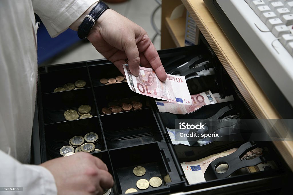 Das Geld in der Kasse - Lizenzfrei Ladenkasse Stock-Foto