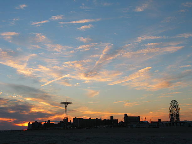 istock coney island sunset III 173761167