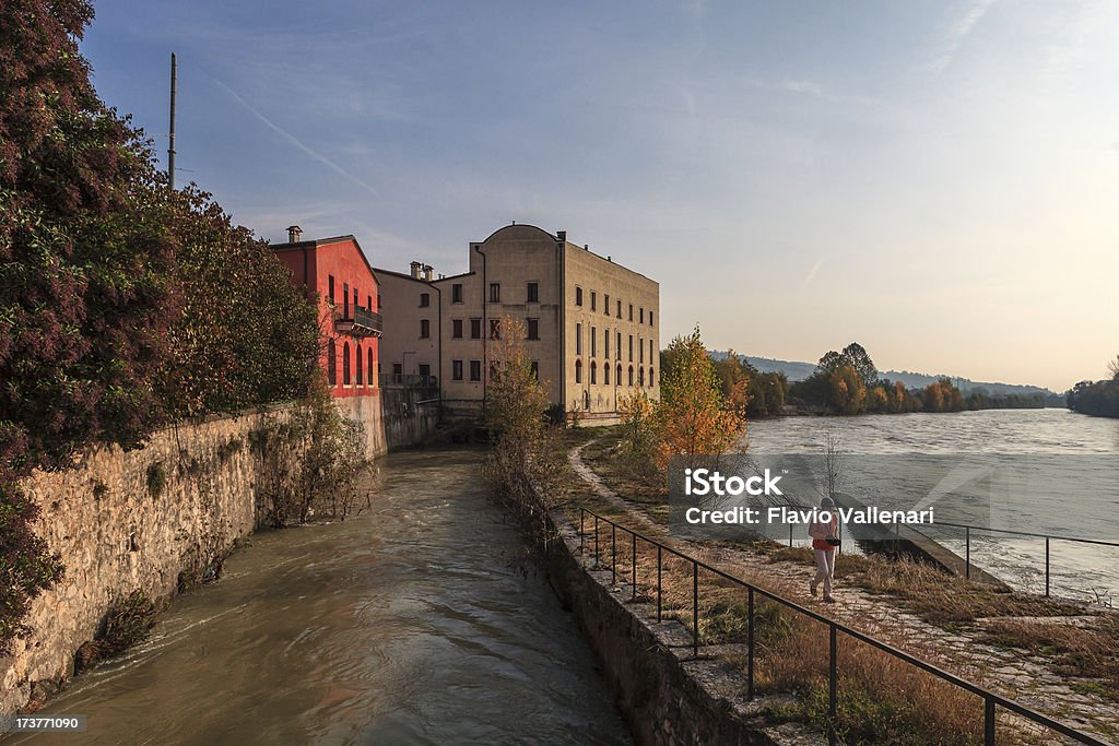 Am Fluss Etsch, Verona, Italien - Lizenzfrei Außenaufnahme von Gebäuden Stock-Foto
