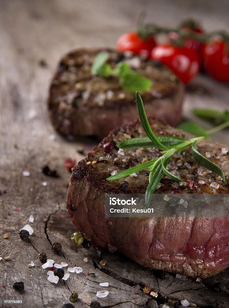 Délicieux steaks de bœuf - Photo de Aliment libre de droits