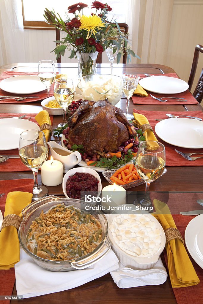 感謝祭ディナー - お祝いのロイヤリティフリーストックフォト