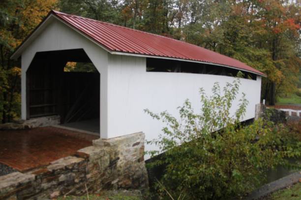 istock Heninger Farm Covered Bridge 1737925114