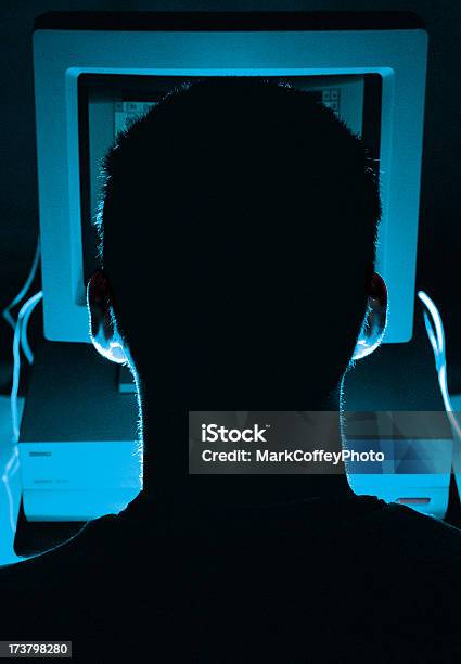 Hacker - Fotografias de stock e mais imagens de Crime Informático - Crime Informático, Hacker, Adolescente