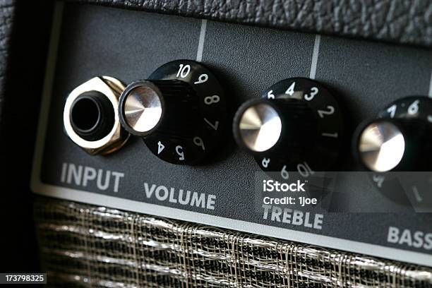 De Guitarra Amp Foto de stock y más banco de imágenes de Amplificador - Amplificador, Dial, Altavoz