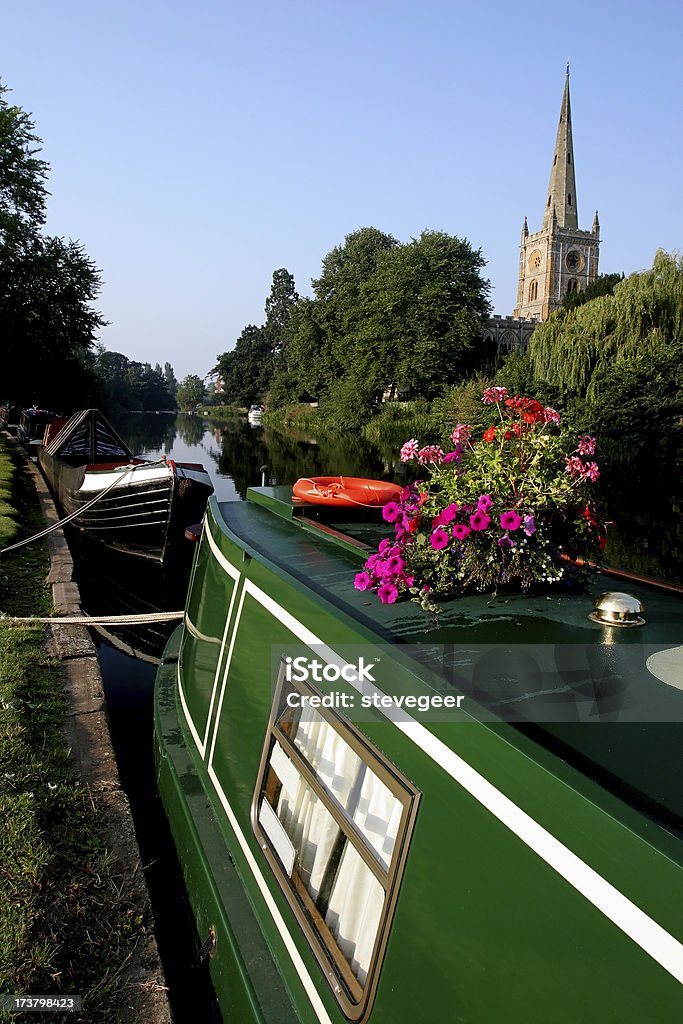 Casa galleggiante sul fiume Avon - Foto stock royalty-free di Canale