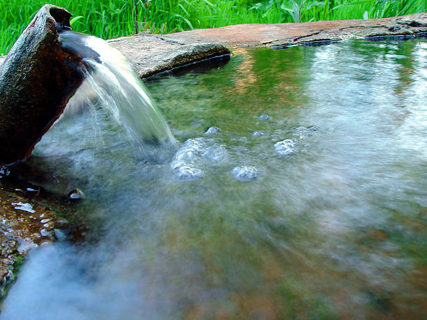 istock Fountain of Love 173798754