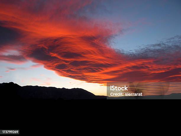 Sierra Onda Nuvem Formação - Fotografias de stock e mais imagens de Arranjo - Arranjo, Destino de Viagem, Estrada da vida