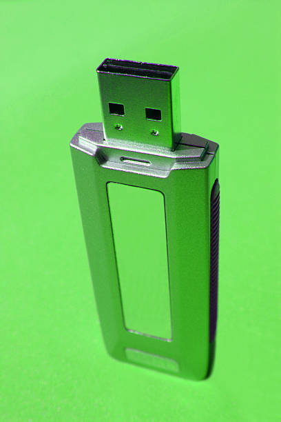 verde memory stick - eeprom foto e immagini stock