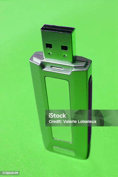 Verde Memory Stick - Fotografie stock e altre immagini di Accessorio personale - Accessorio personale, Alluminio, Argentato