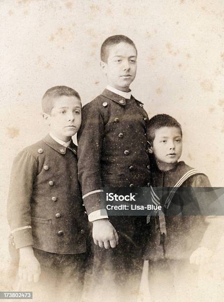 Три Брат В 1895 — стоковые фотографии и другие картинки 1890-1899 - 1890-1899, Антиквариат, Брат