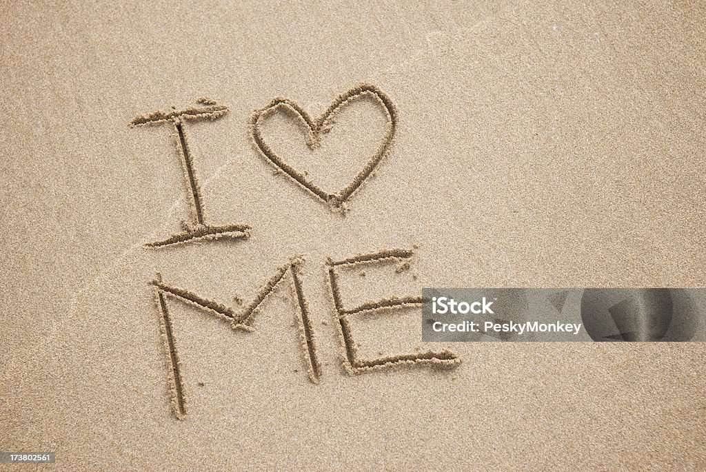 I Heart mich sich verschönern Liebe Nachricht im Sand - Lizenzfrei Selbstliebe Stock-Foto