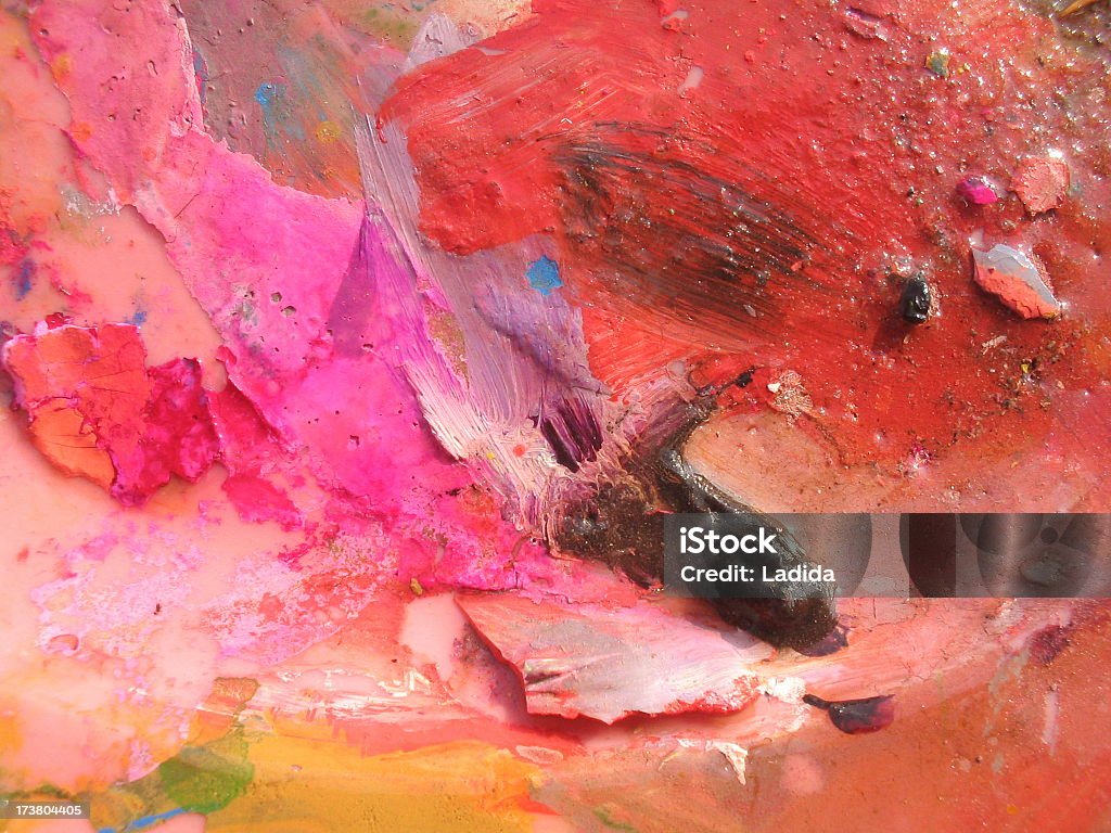 Withered colores en old palé - Foto de stock de Abandonado libre de derechos