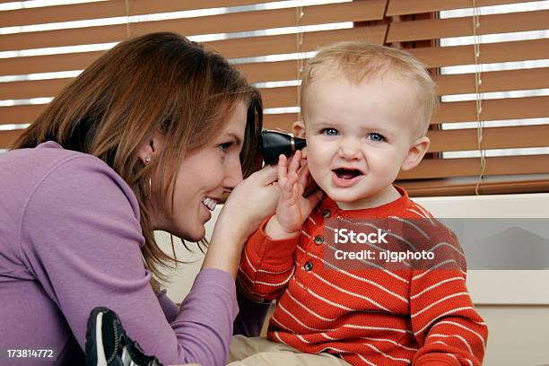 Children S 의사 방문 검이경에 대한 스톡 사진 및 기타 이미지 - 검이경, 아이, 유아