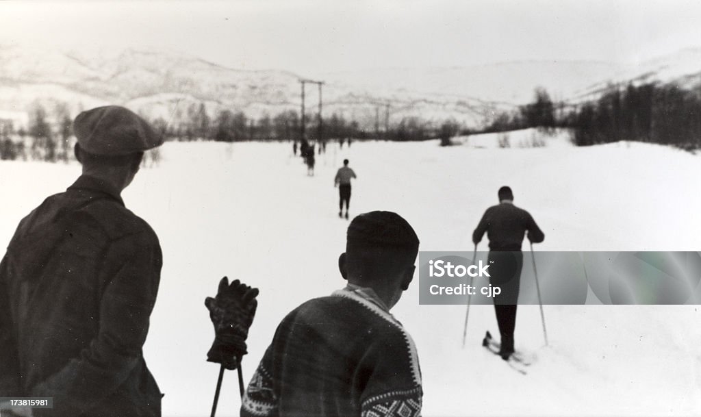 Esquí Noruega década de 1950 - Foto de stock de Esquí - Deporte libre de derechos