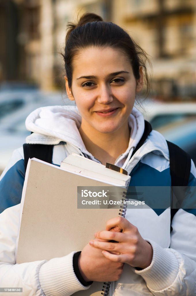 Feliz estudiante - Foto de stock de 16-17 años libre de derechos