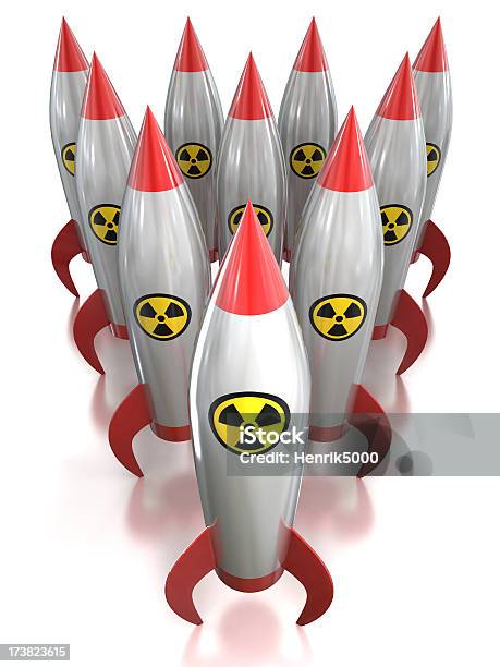 Nuclear Warhead Formación Trazado De Recorte Incluido Foto de stock y más banco de imágenes de Arma nuclear