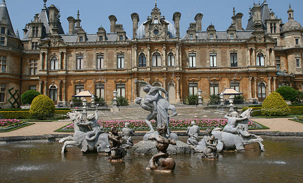 istock Waddesdon Manor with Fountain 173824428