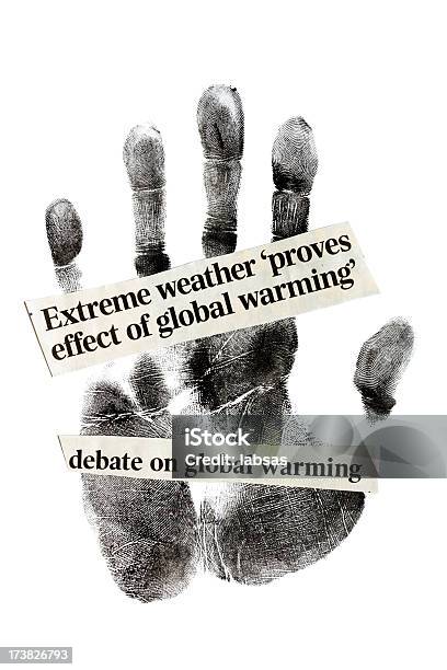 당사는 세계를 기후 뉴스페이퍼 헤드라인 인간 손자국 0명에 대한 스톡 사진 및 기타 이미지 - 0명, 개념, 개념과 주제